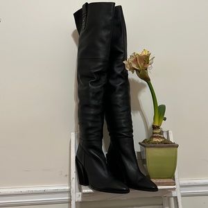 NWT Frame Boots Size 37.5 US 7
